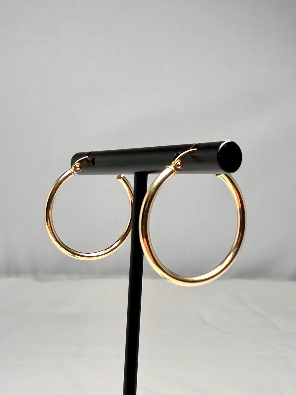 14K Yellow Gold Smooth Hoop Earrings Round 1in Estate Polished Hollow